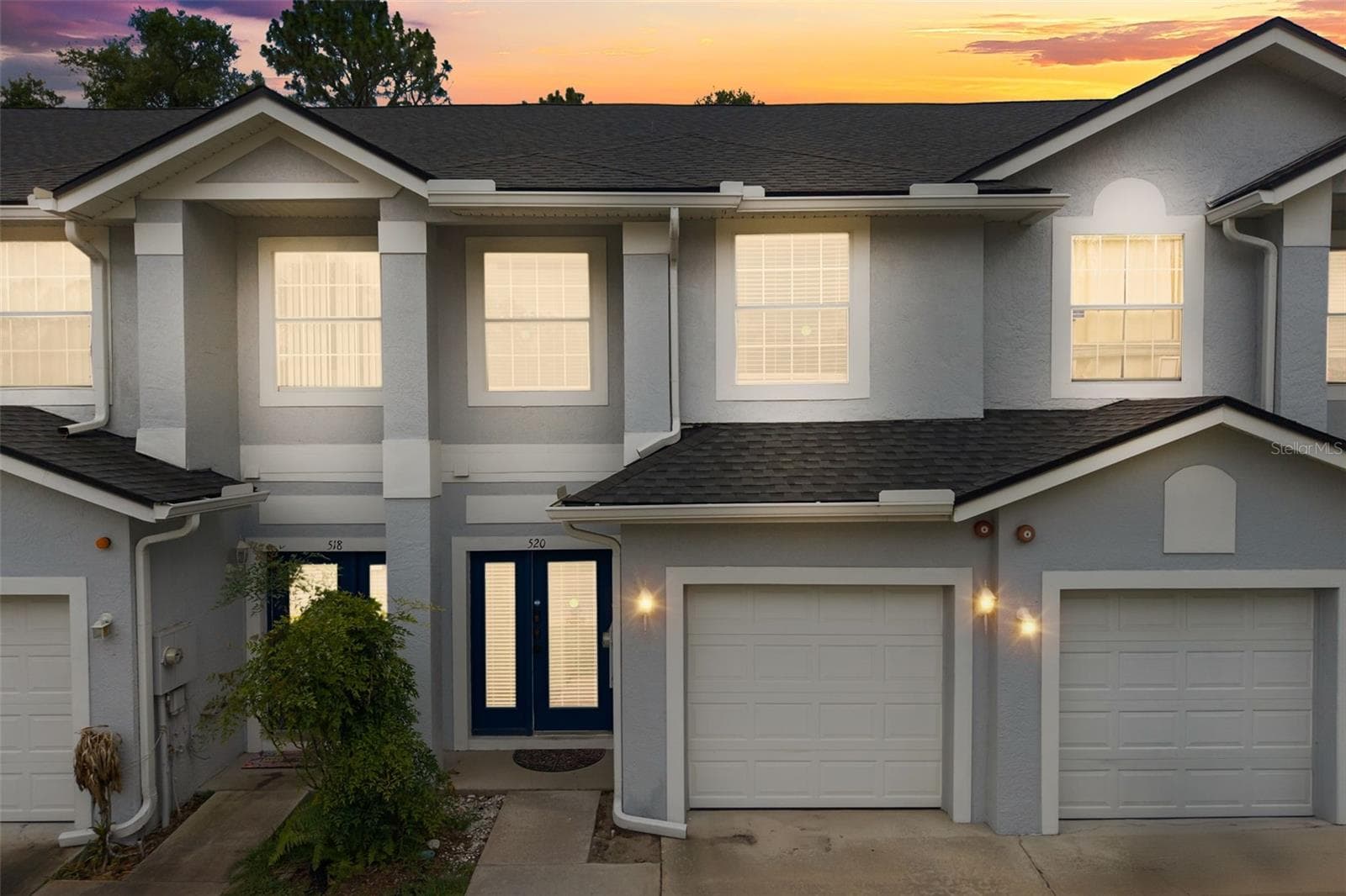 520 MAJESTIC WAY — photo 1 of 29