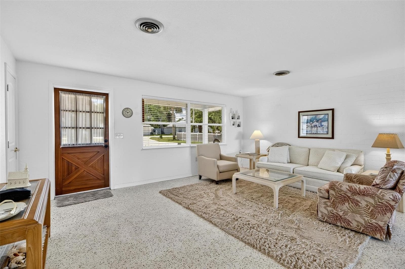 420 LAMBERT AVENUE — photo 34 of 63