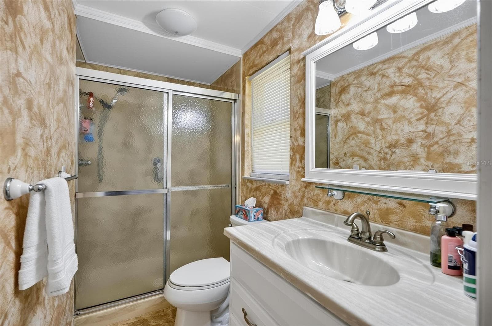 420 LAMBERT AVENUE — photo 25 of 63