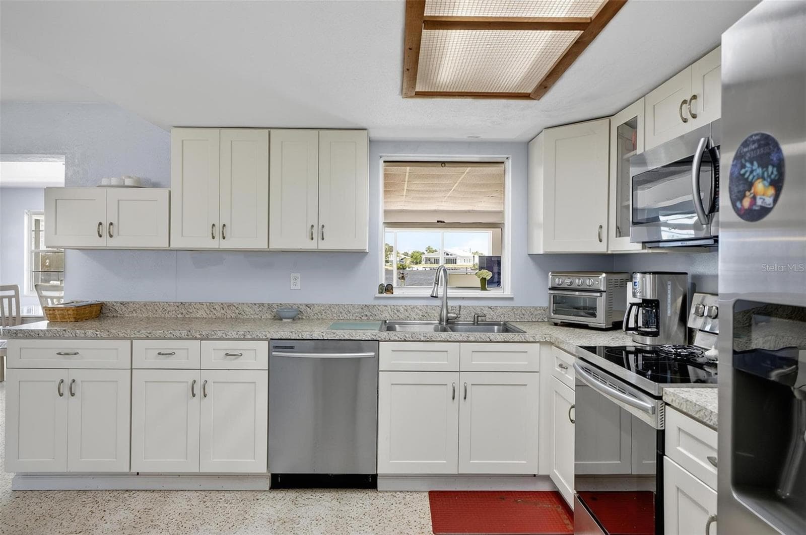 420 LAMBERT AVENUE — photo 45 of 63