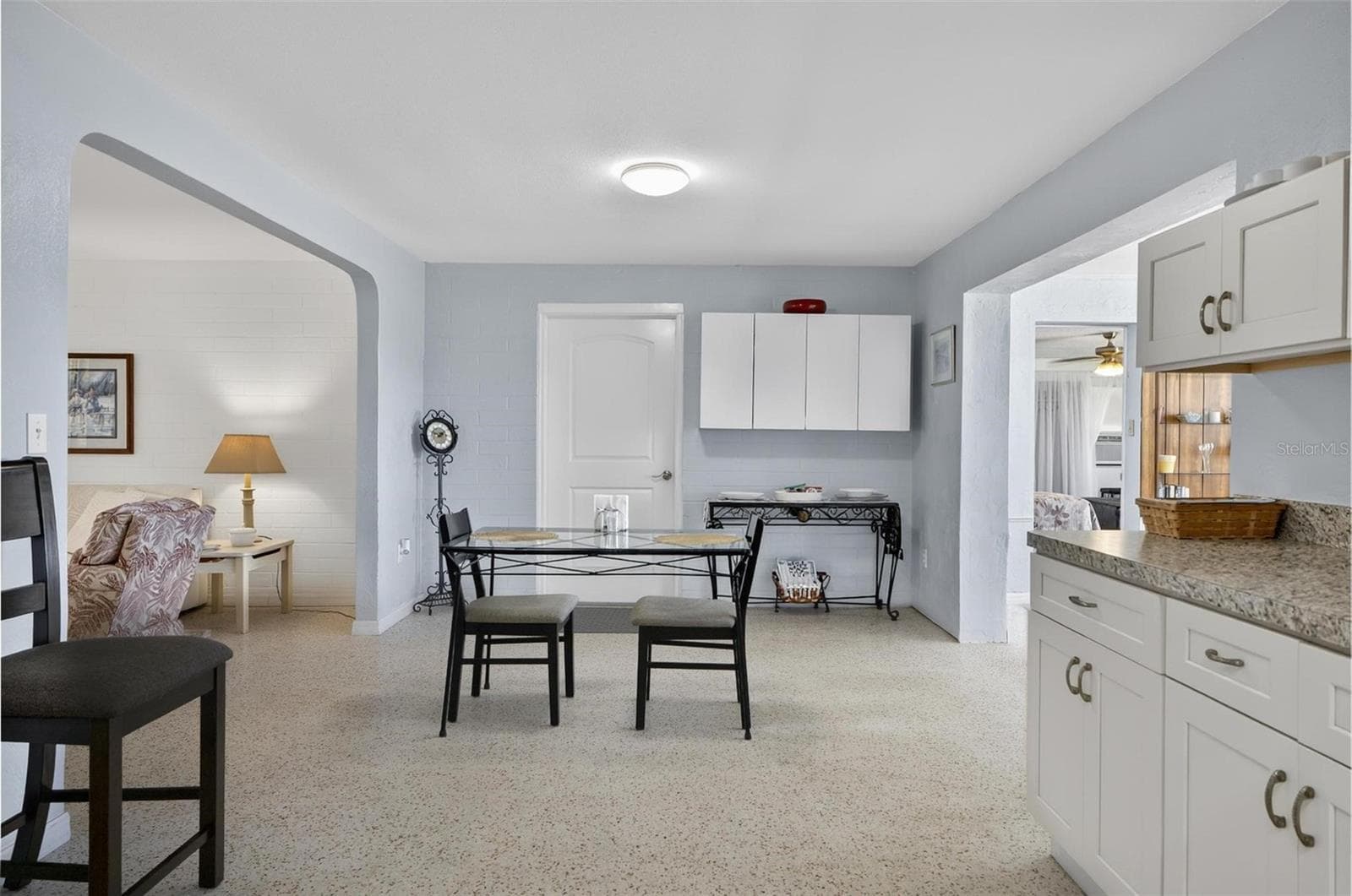 420 LAMBERT AVENUE — photo 42 of 63