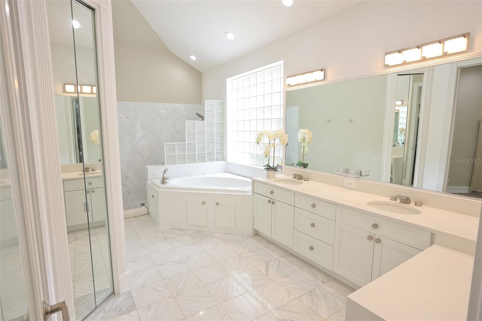 3527 FAIR OAKS LANE — photo 28 of 90
