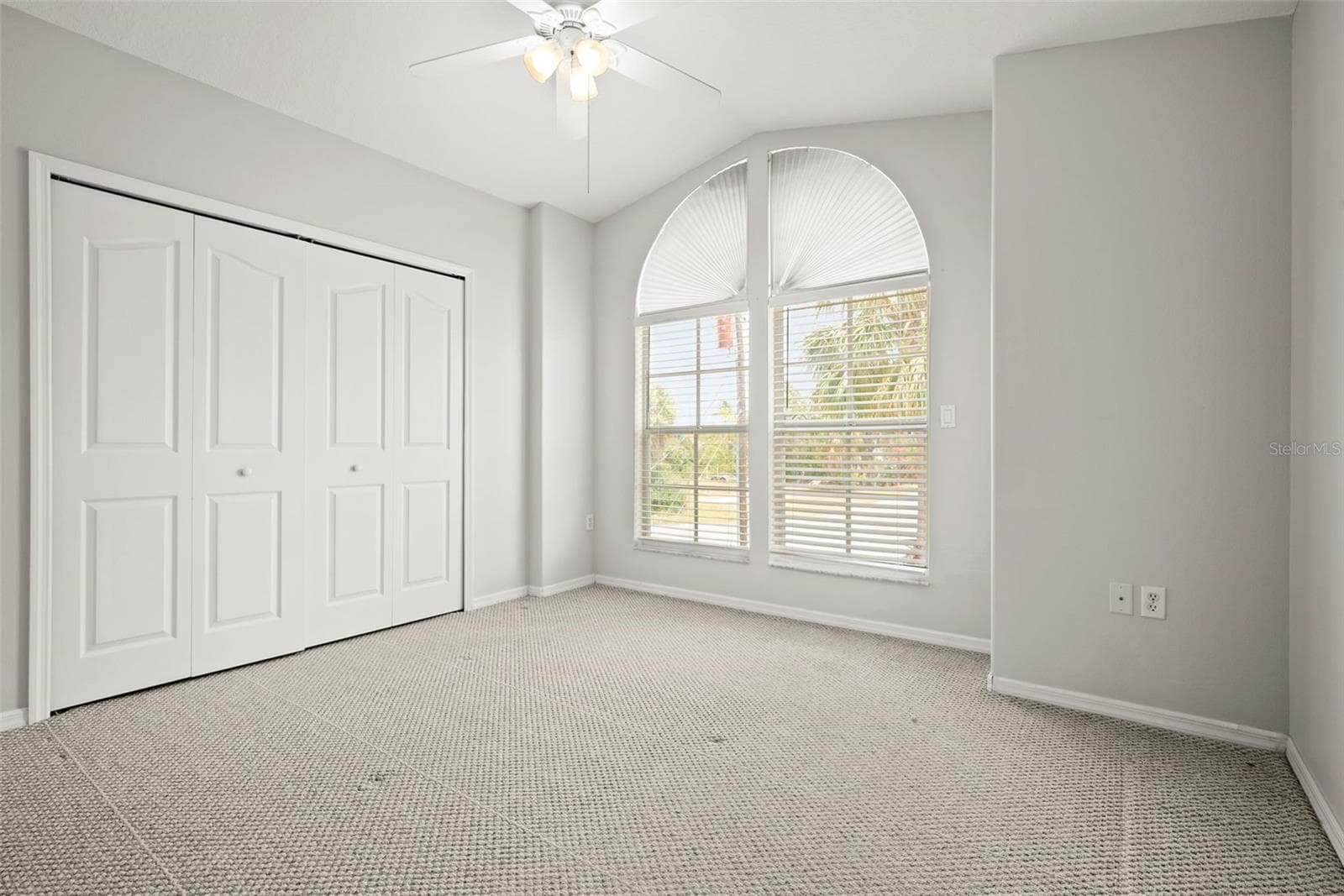 4263 TAHITI DRIVE — photo 16 of 58