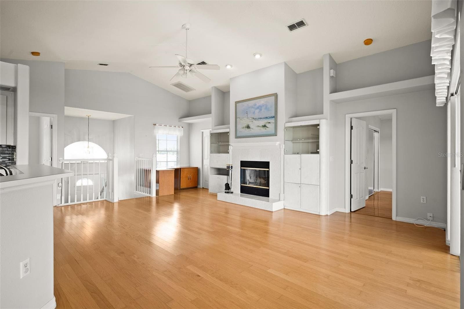 4263 TAHITI DRIVE — photo 11 of 58
