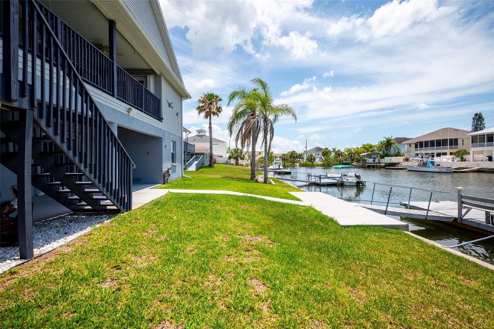 4263 TAHITI DRIVE — photo 37 of 58