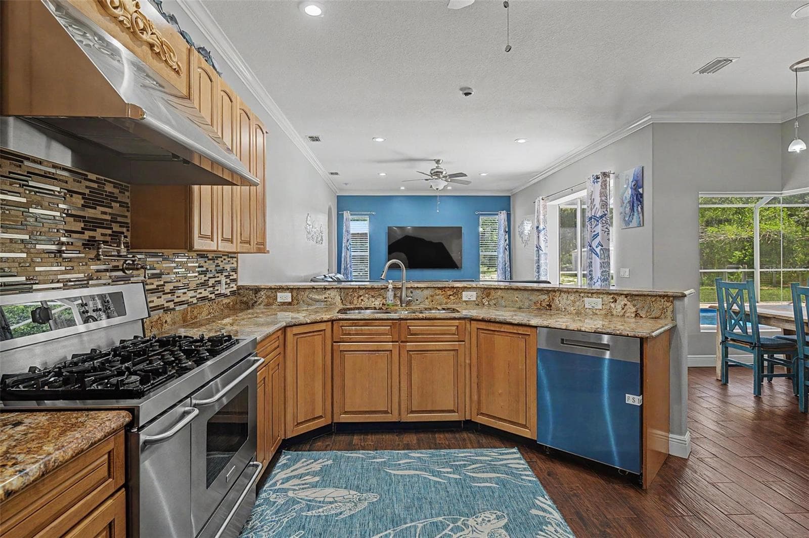 10933 PINTO DRIVE — photo 22 of 66