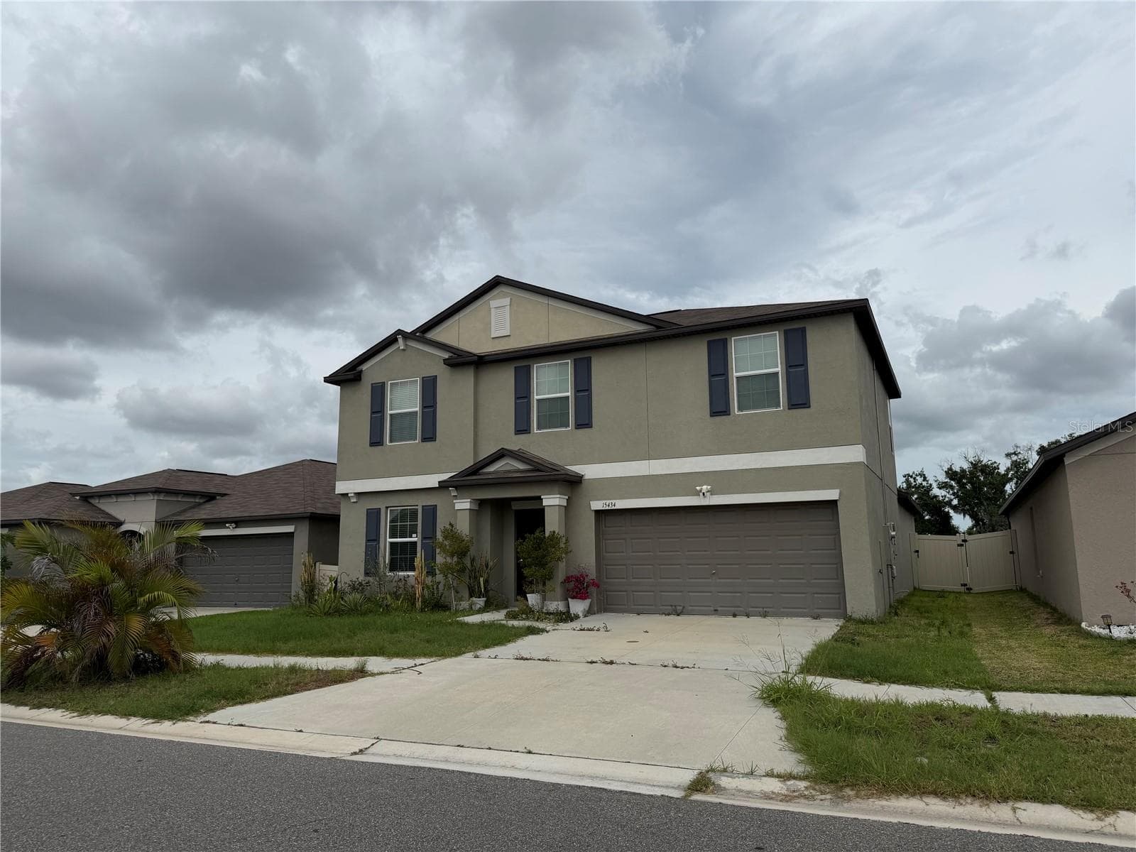 15434 MILLER CREEK DRIVE — photo 3 of 25
