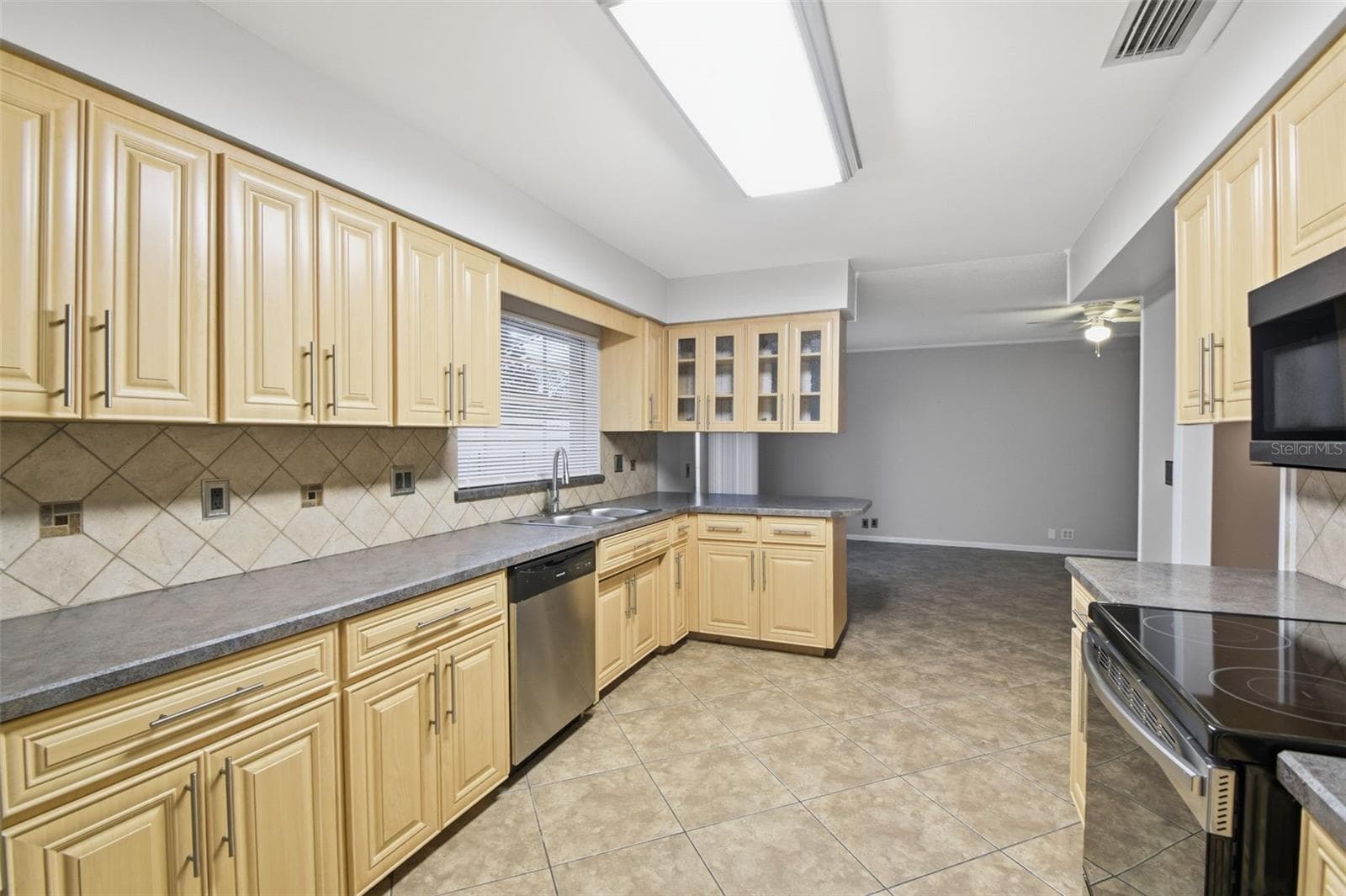 1534 LAGOON ROAD — photo 13 of 40
