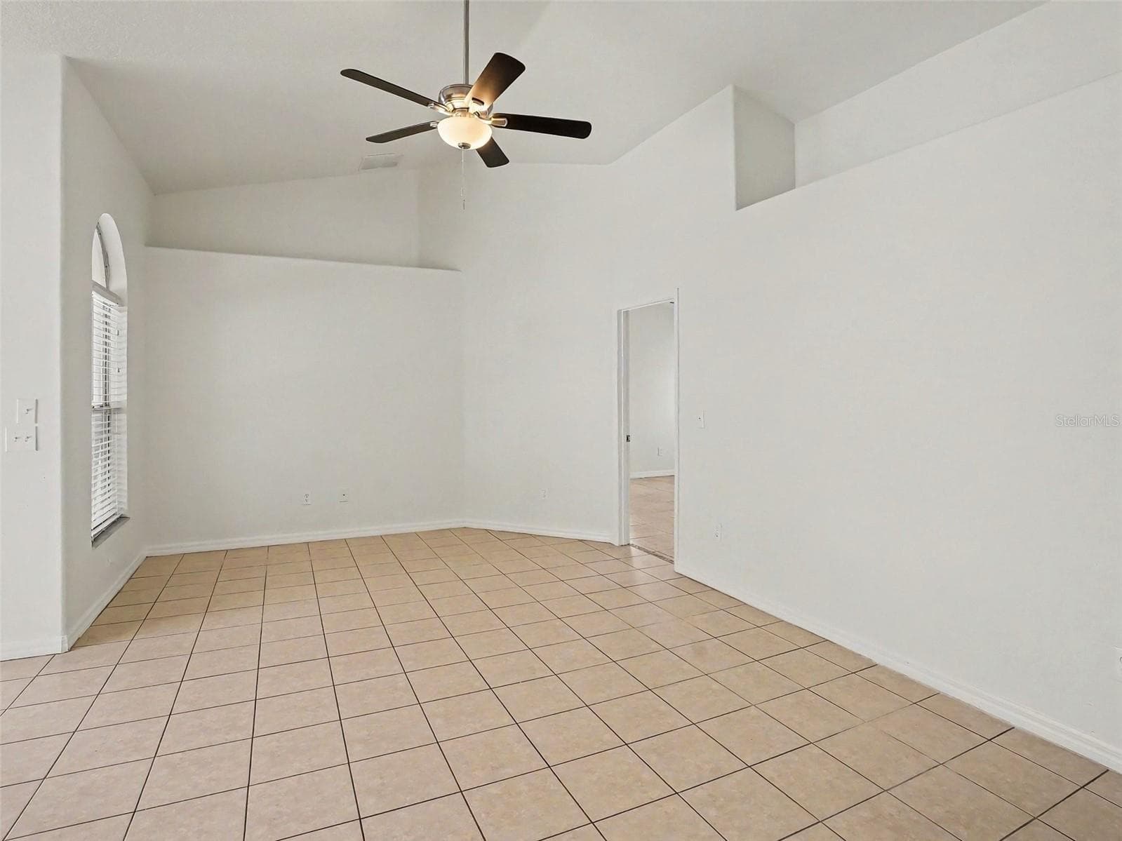 136 SURA BOULEVARD — photo 4 of 15
