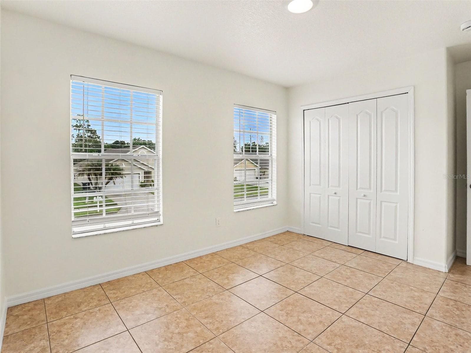 136 SURA BOULEVARD — photo 9 of 15