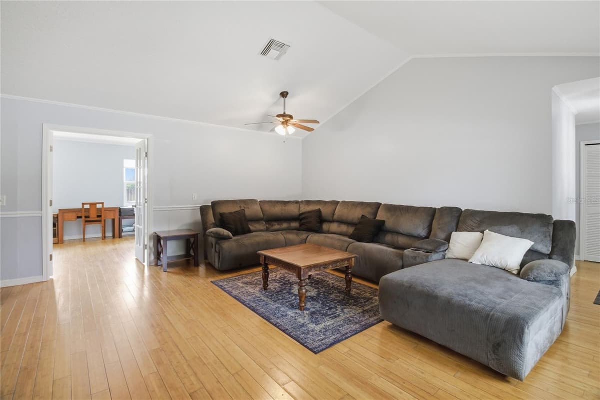 602 LAKE DRIVE — photo 6 of 28