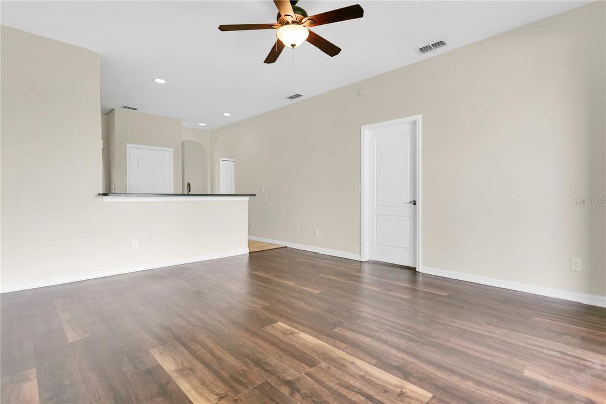 34346 TUSCANY AVENUE — photo 16 of 37