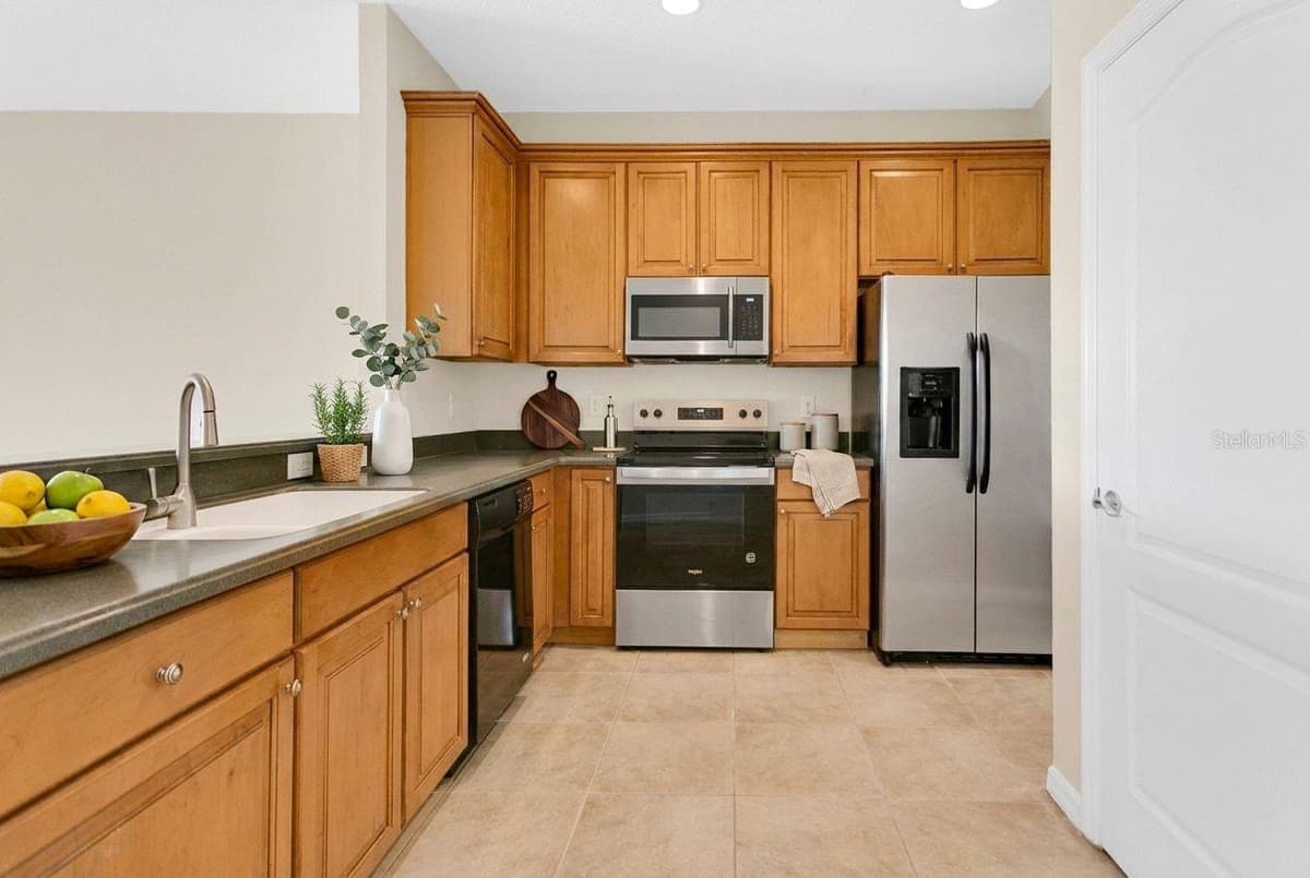 34346 TUSCANY AVENUE — photo 7 of 37