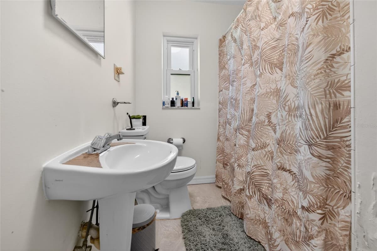 1209 HALIFAX AVENUE — photo 20 of 44