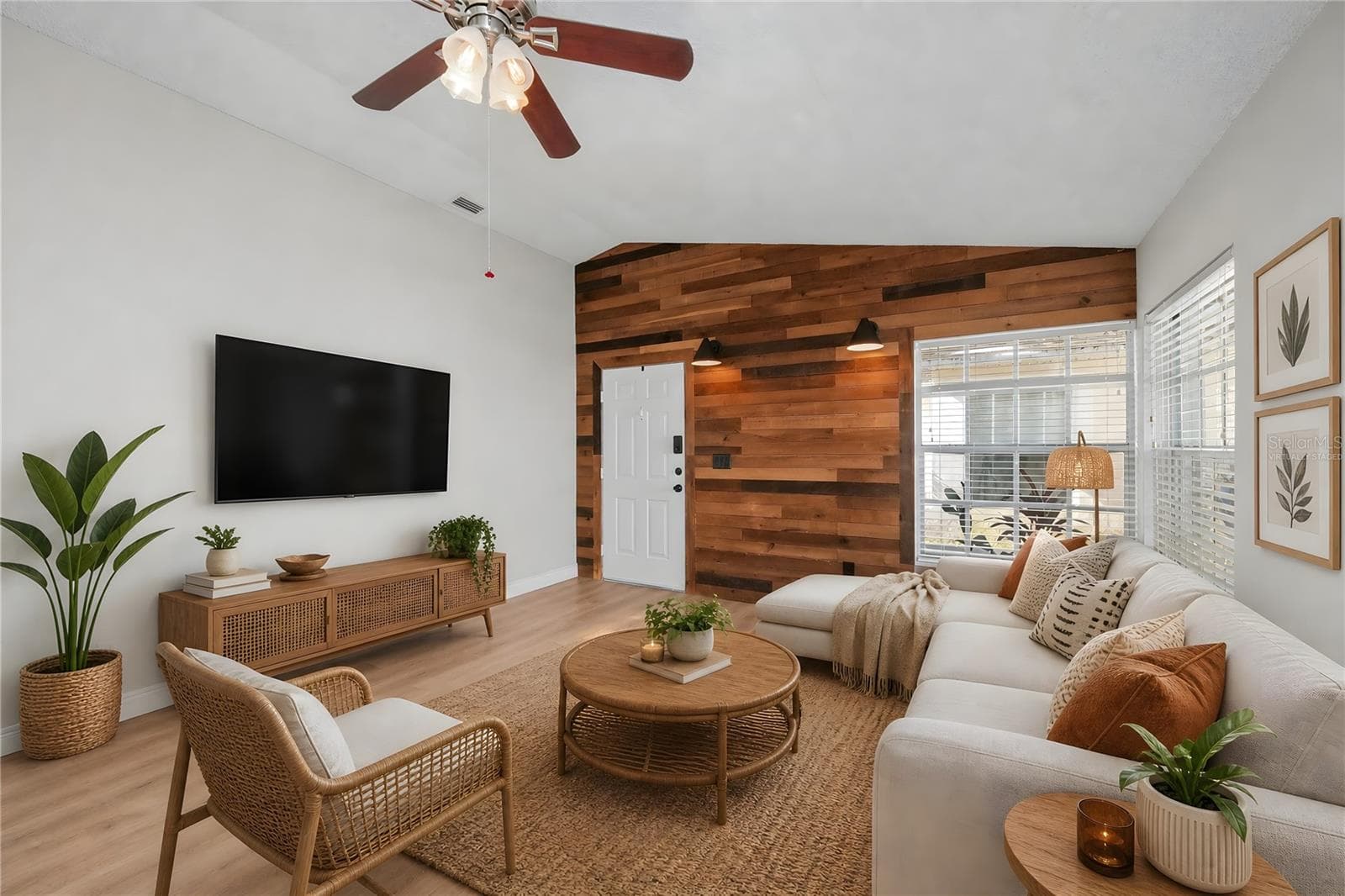 2751 WILSON COURT — photo 4 of 19