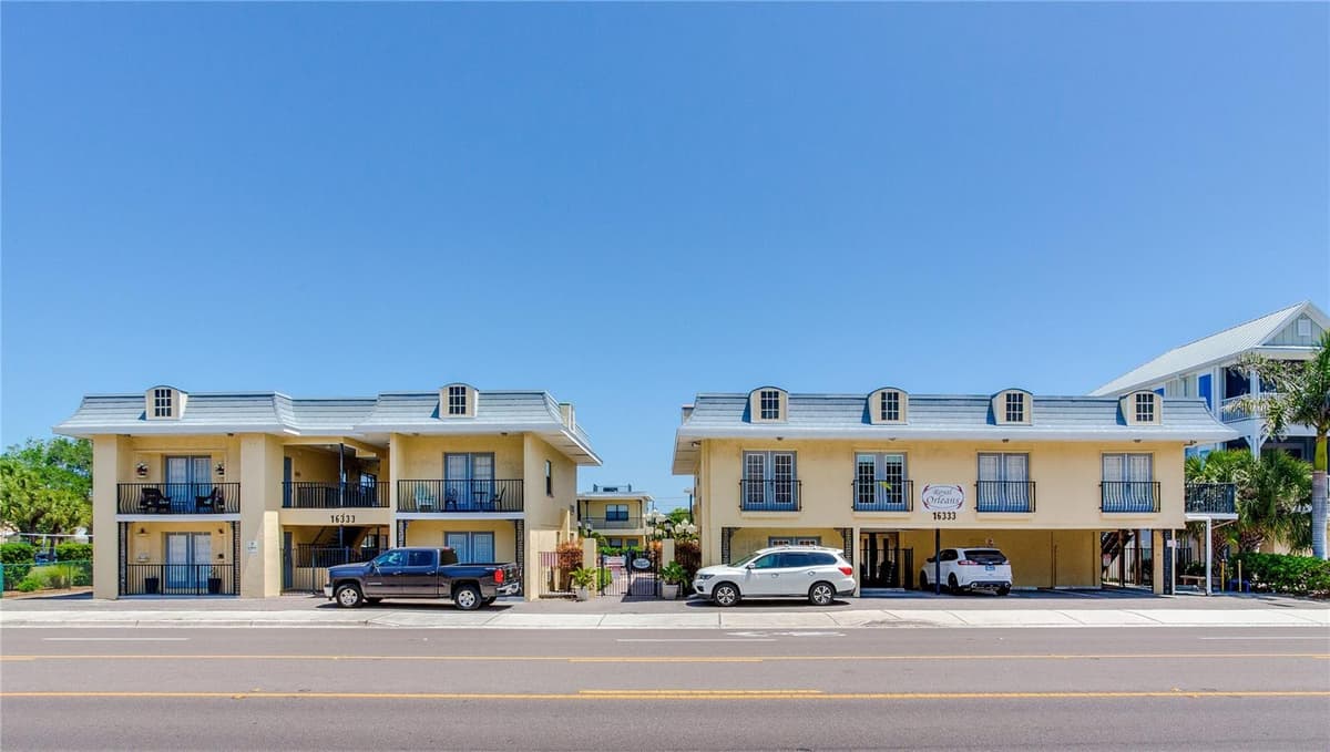 16333 GULF BOULEVARD — photo 1 of 41