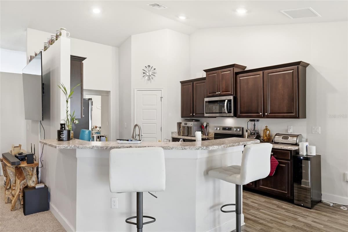 5513 MYRTLE DRIVE — photo 14 of 58