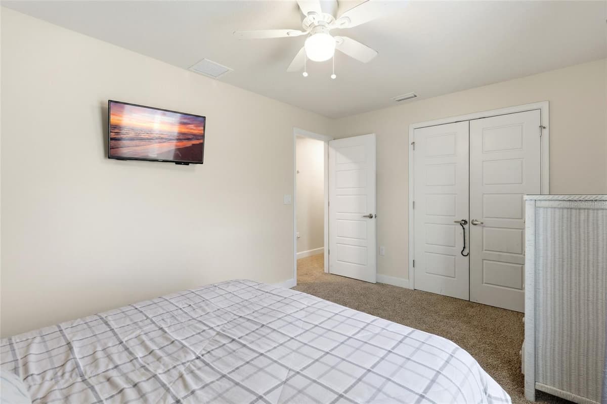 5513 MYRTLE DRIVE — photo 20 of 58