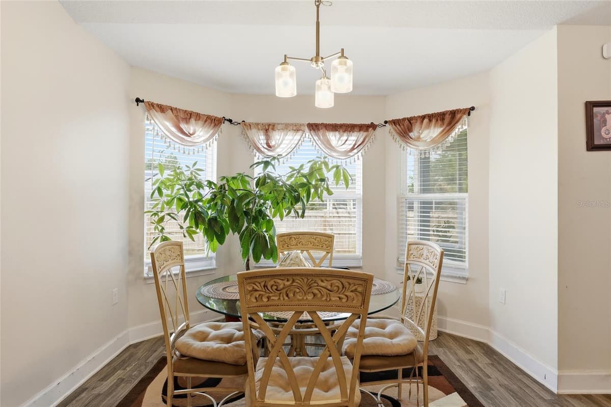 5513 MYRTLE DRIVE — photo 13 of 58
