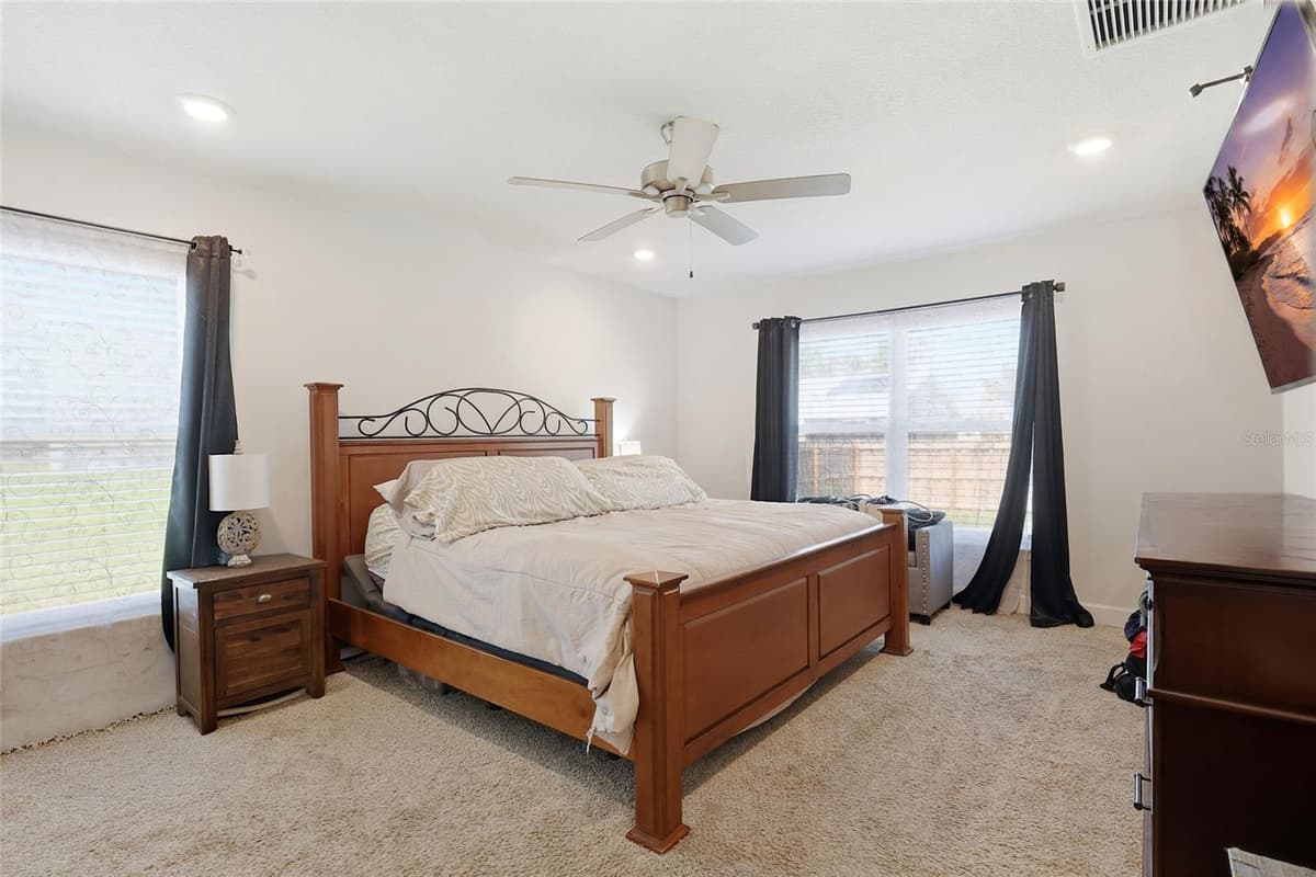 5513 MYRTLE DRIVE — photo 23 of 58