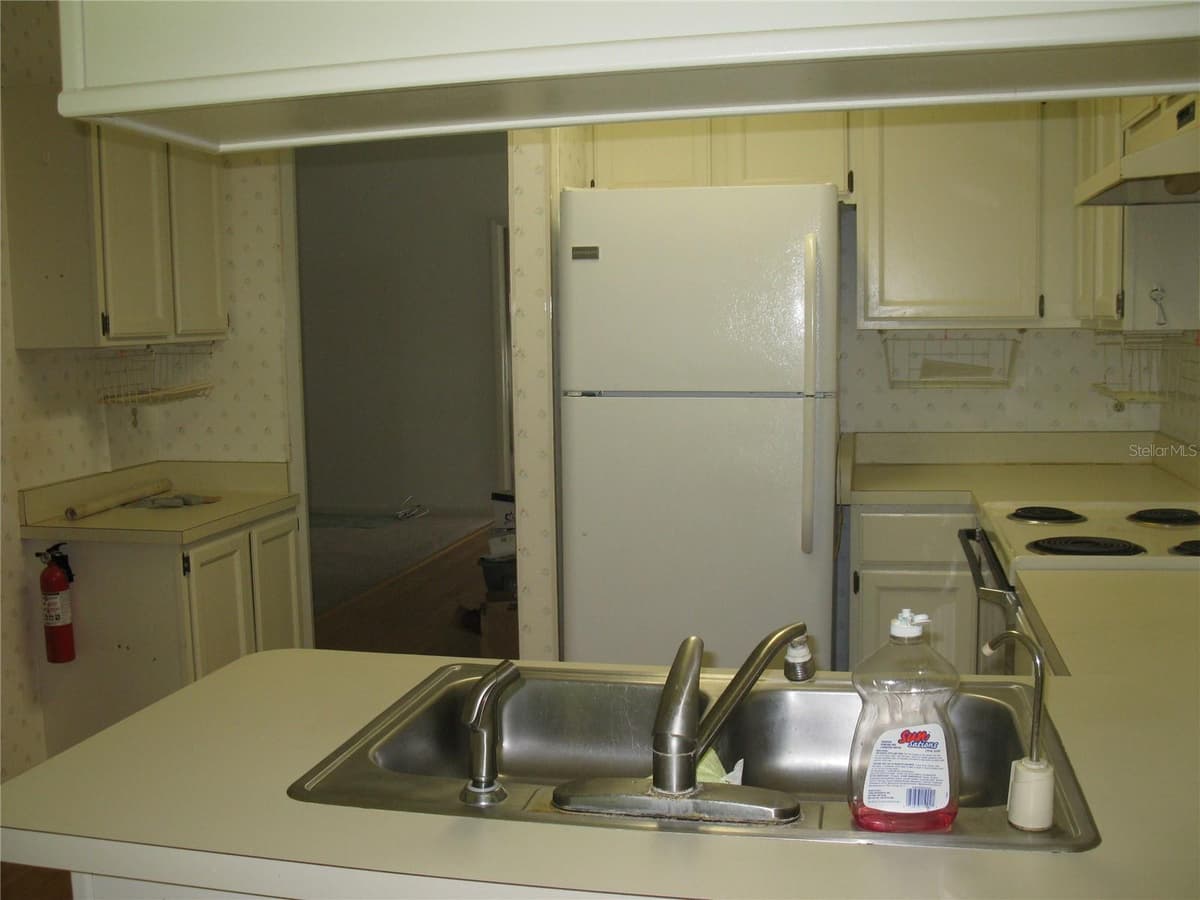 169 DARTMOUTH DRIVE — photo 10 of 17