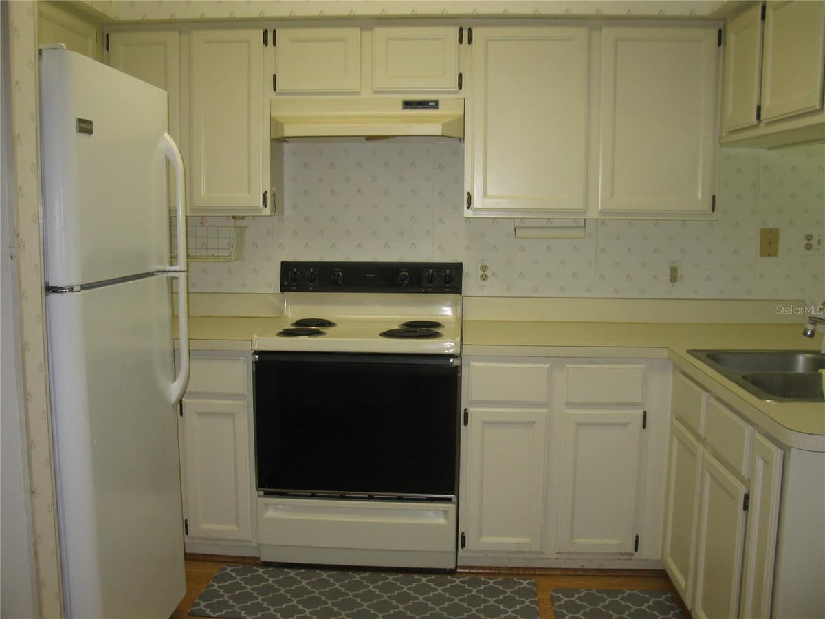 169 DARTMOUTH DRIVE — photo 9 of 17