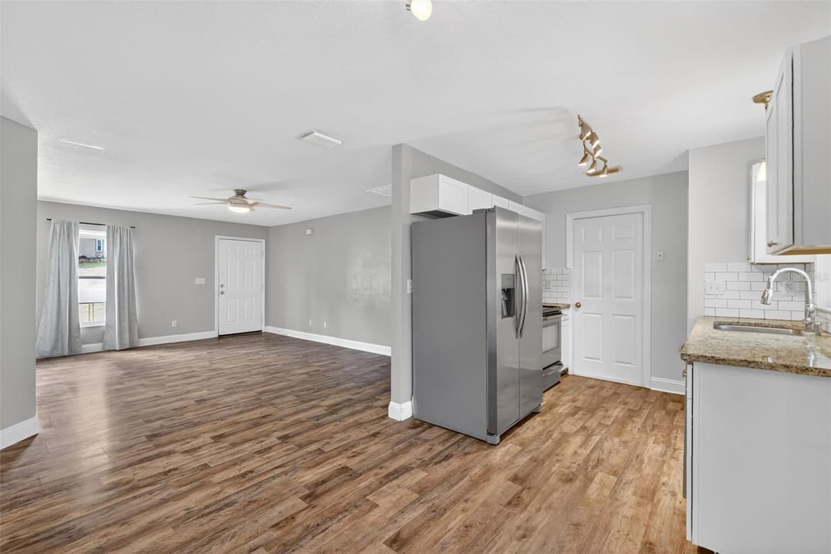 36 BAY RIDGE LOOP — photo 11 of 32