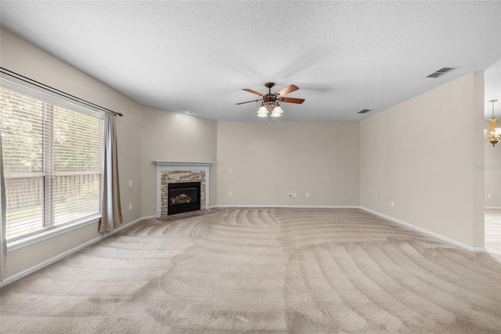 741 FLOWERS STREET — photo 10 of 50