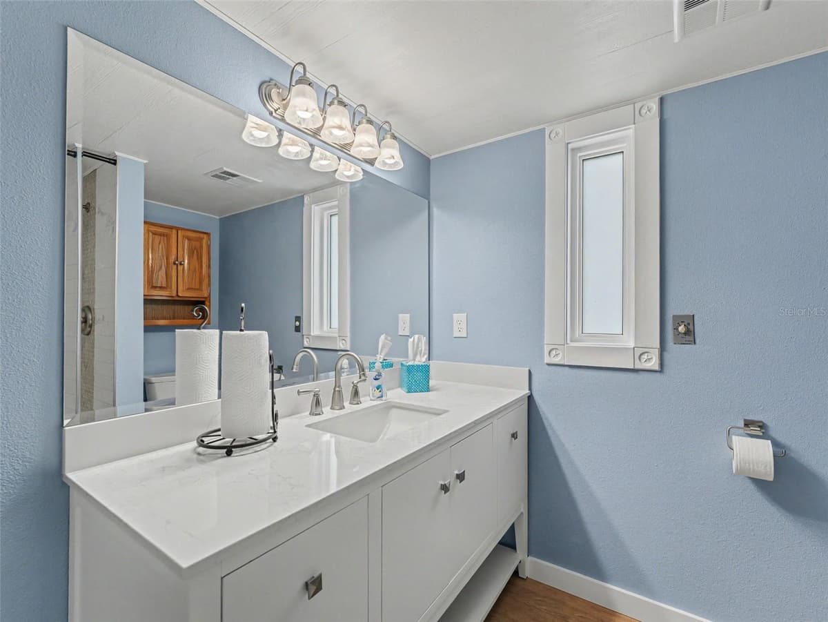 8720 BETTY STREET — photo 31 of 91