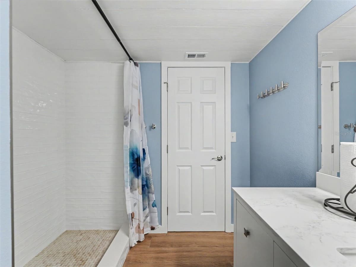 8720 BETTY STREET — photo 30 of 91