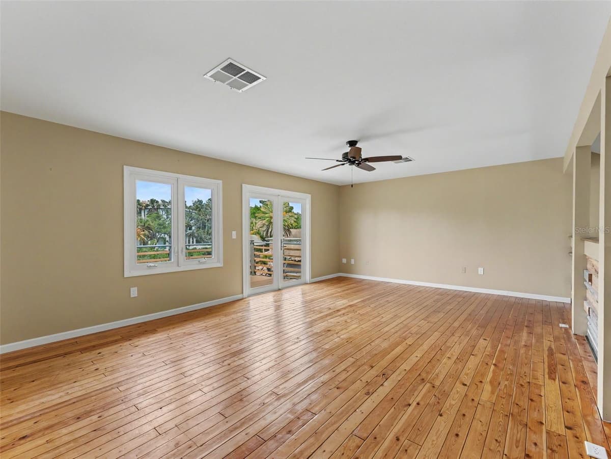 8720 BETTY STREET — photo 43 of 91