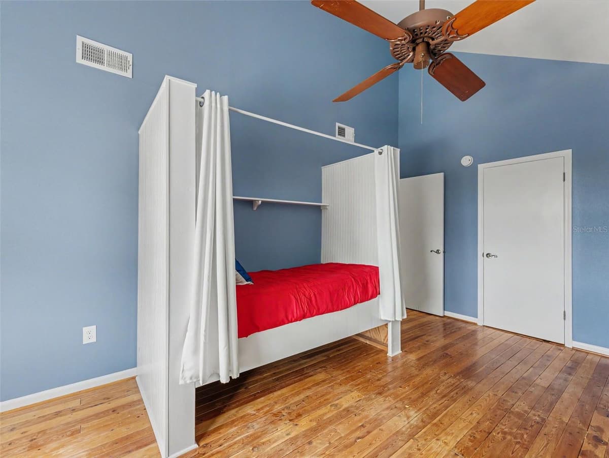 8720 BETTY STREET — photo 53 of 91