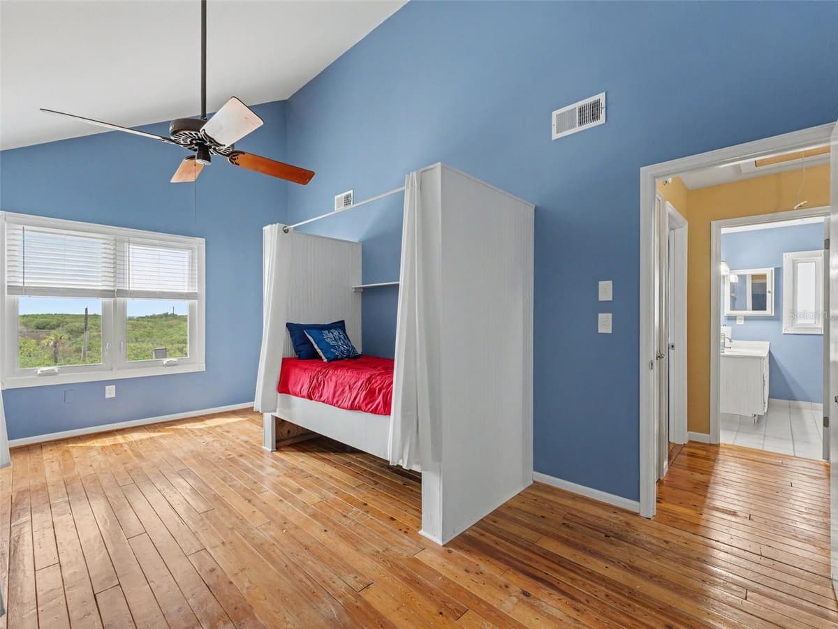 8720 BETTY STREET — photo 49 of 91