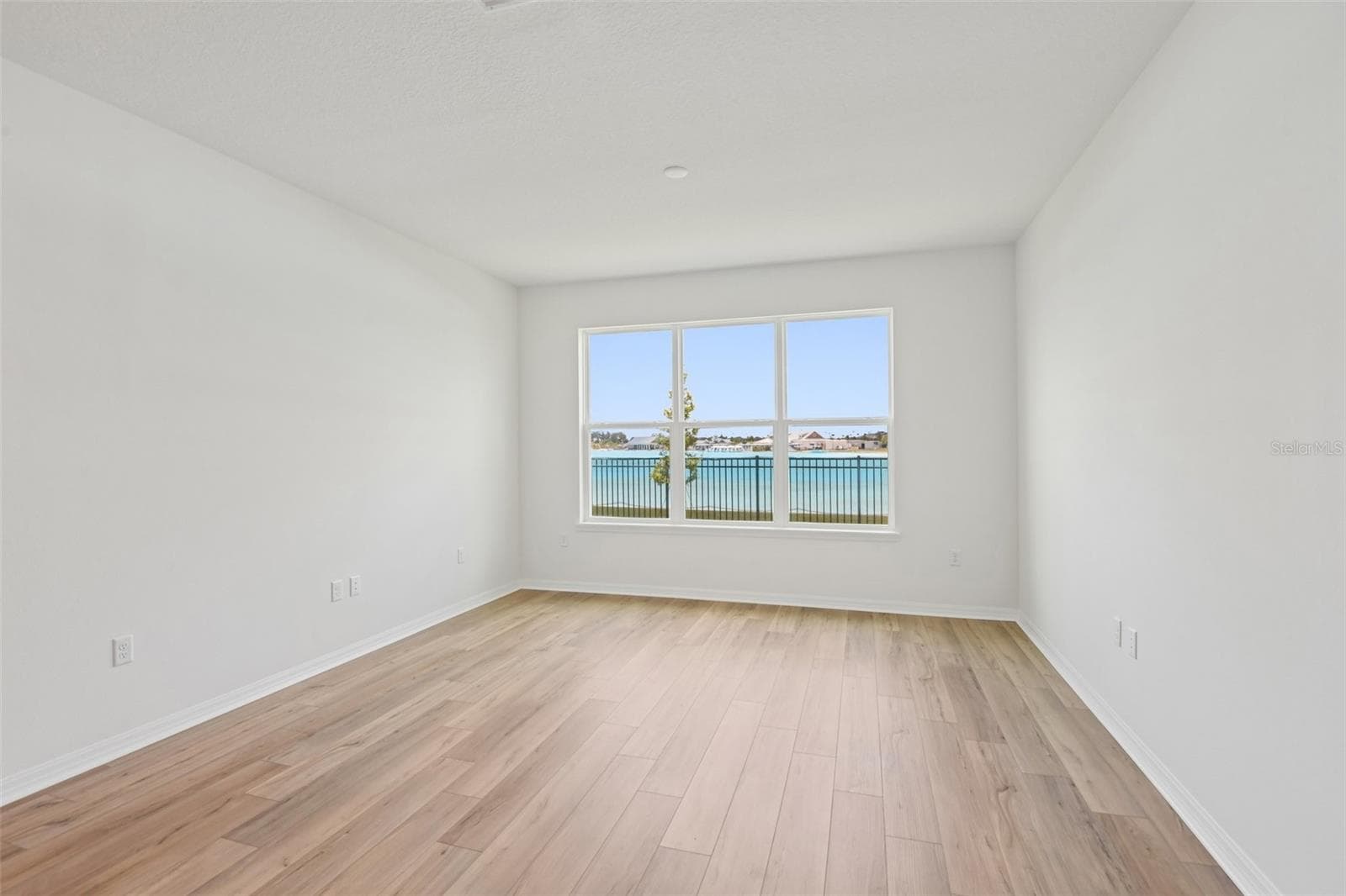 31542 AZURE BEACH DRIVE — photo 15 of 39