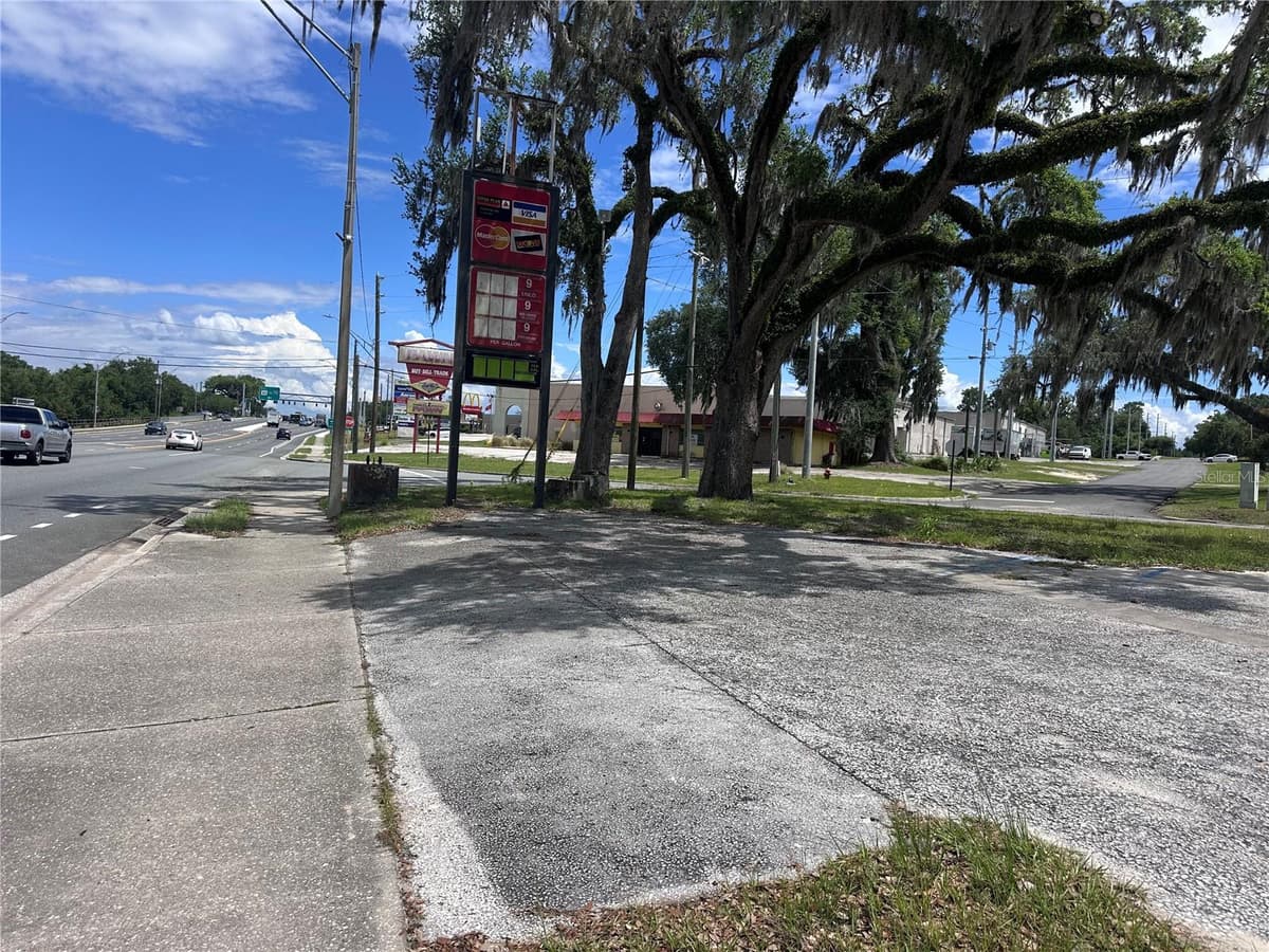 US hwy 41 GRACE STREET STREET — photo 4 of 6