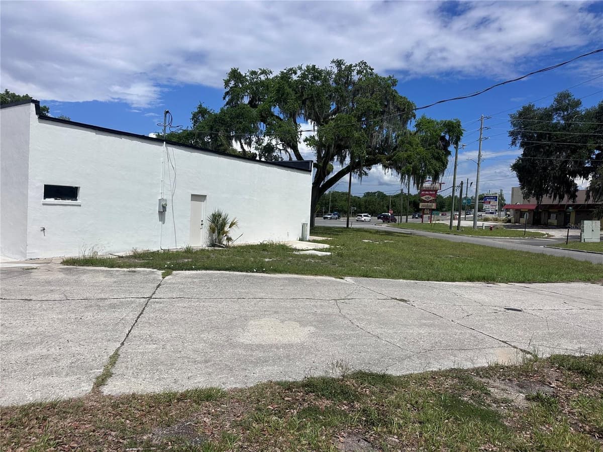 US hwy 41 GRACE STREET STREET — photo 2 of 6