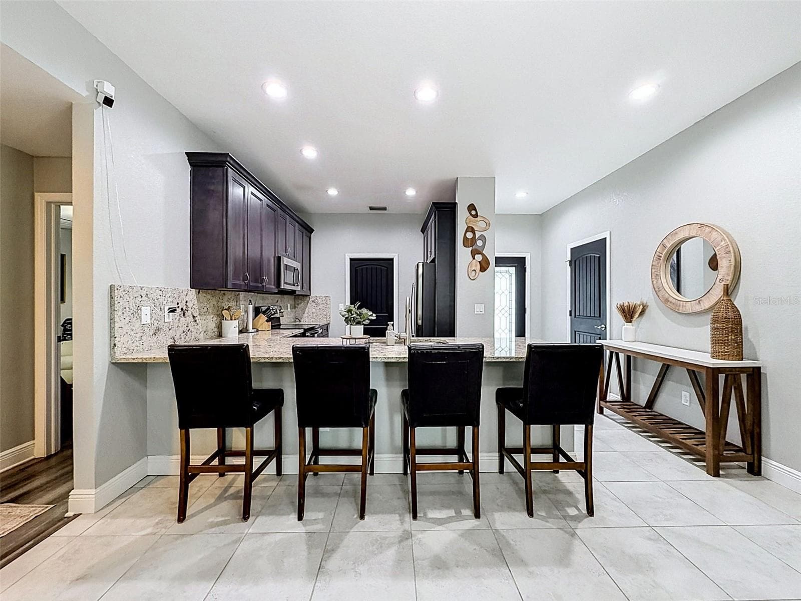 11370 MIRAGE AVENUE — photo 8 of 31