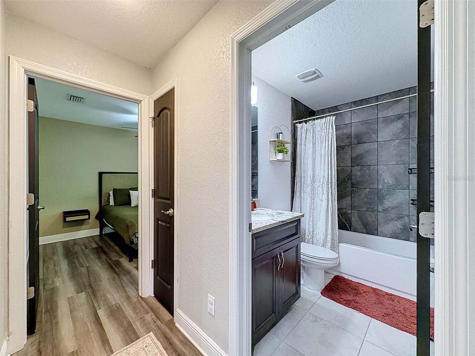 11370 MIRAGE AVENUE — photo 15 of 31