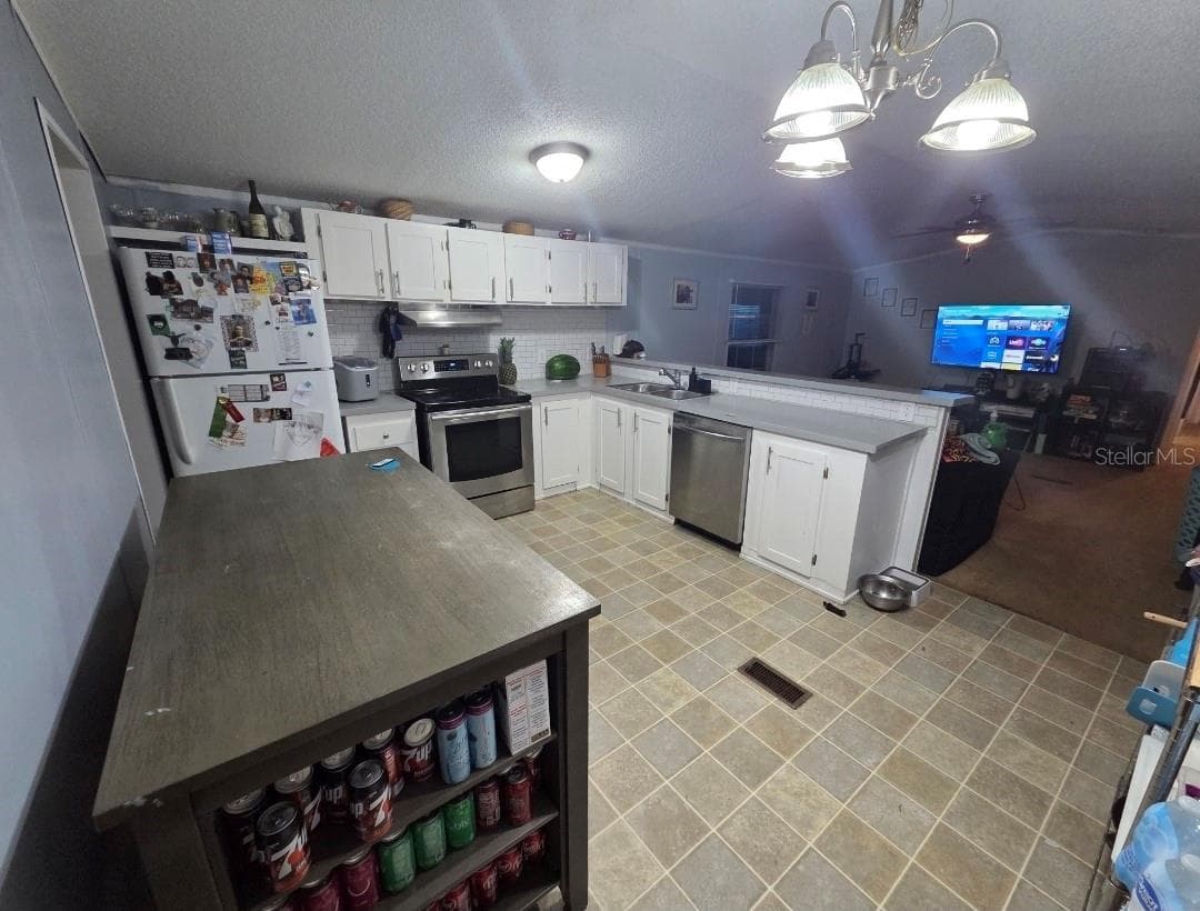 7473 135TH CIRCLE — photo 6 of 23