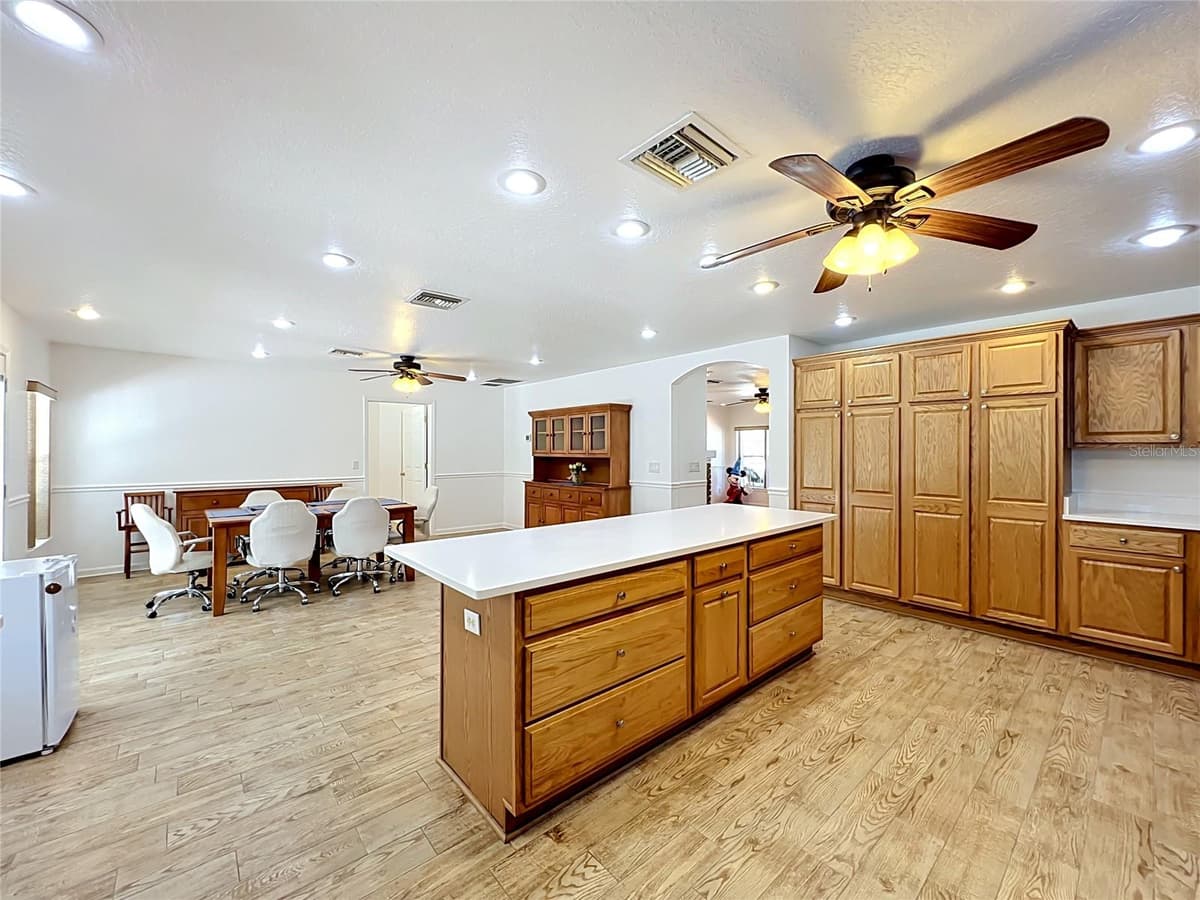 2300 PINE MEADOWS PLACE — photo 14 of 67