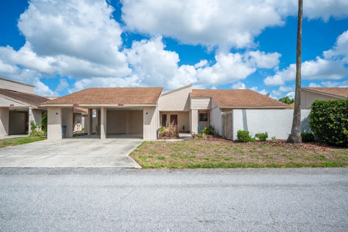 4231 OAK LOOP — photo 1 of 33