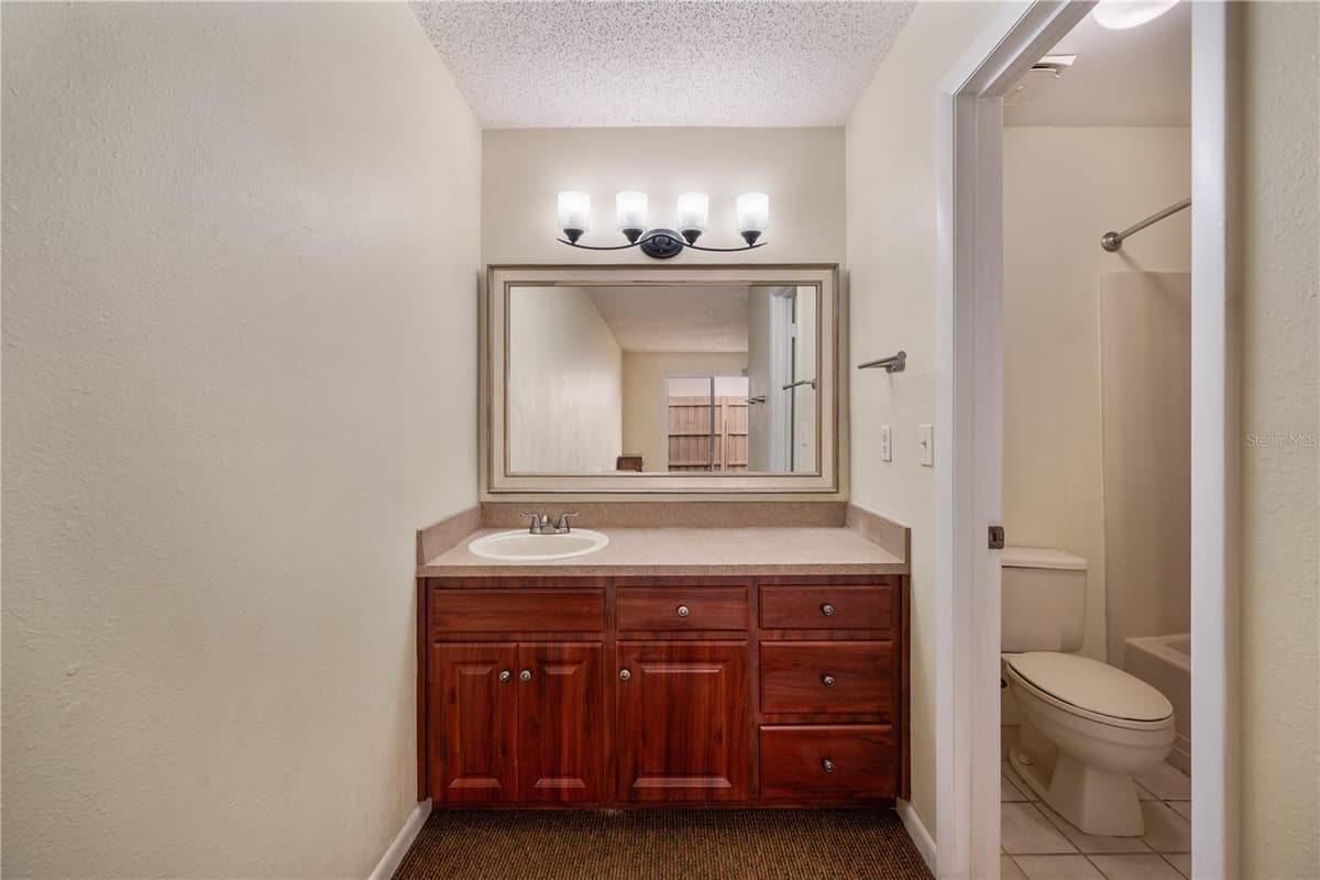 4231 OAK LOOP — photo 19 of 33
