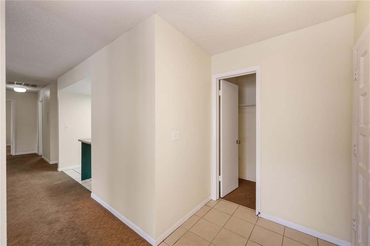4231 OAK LOOP — photo 6 of 33