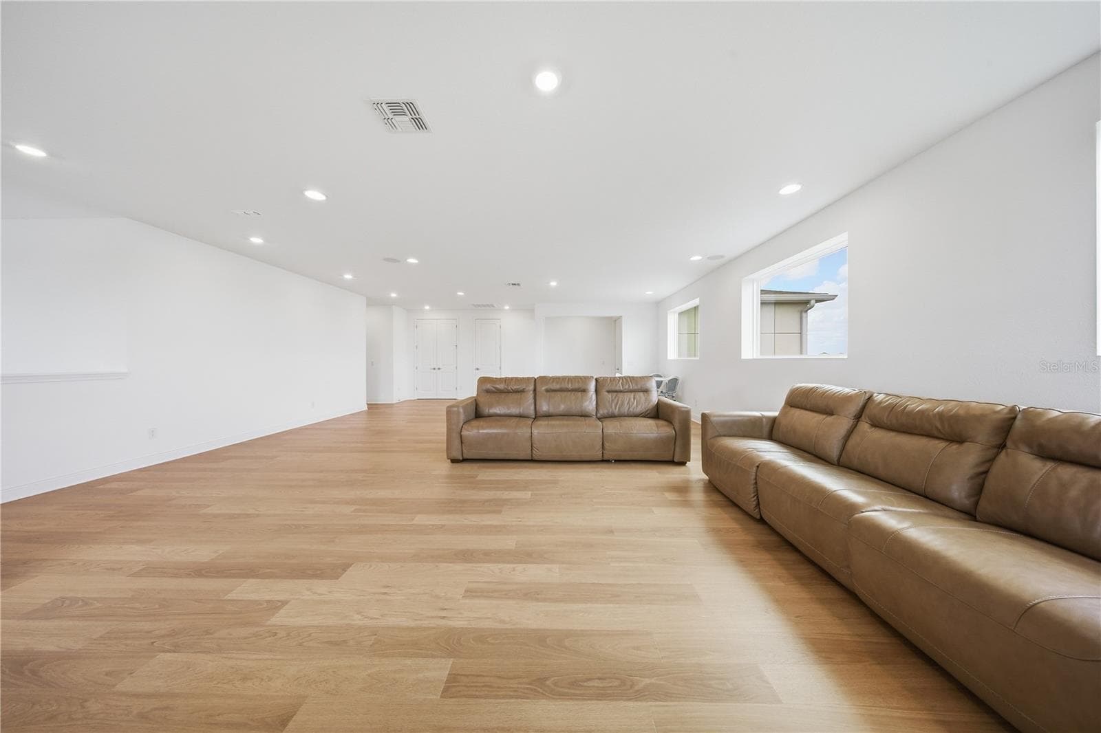 18387 MOWRY COURT — photo 30 of 58