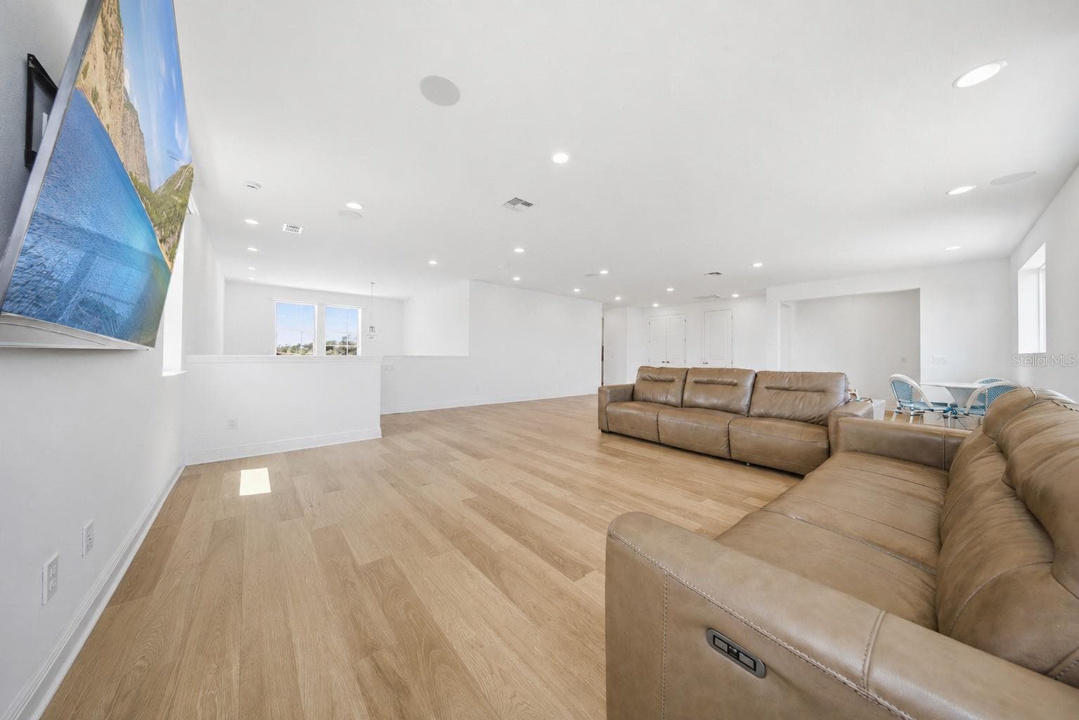 18387 MOWRY COURT — photo 29 of 58