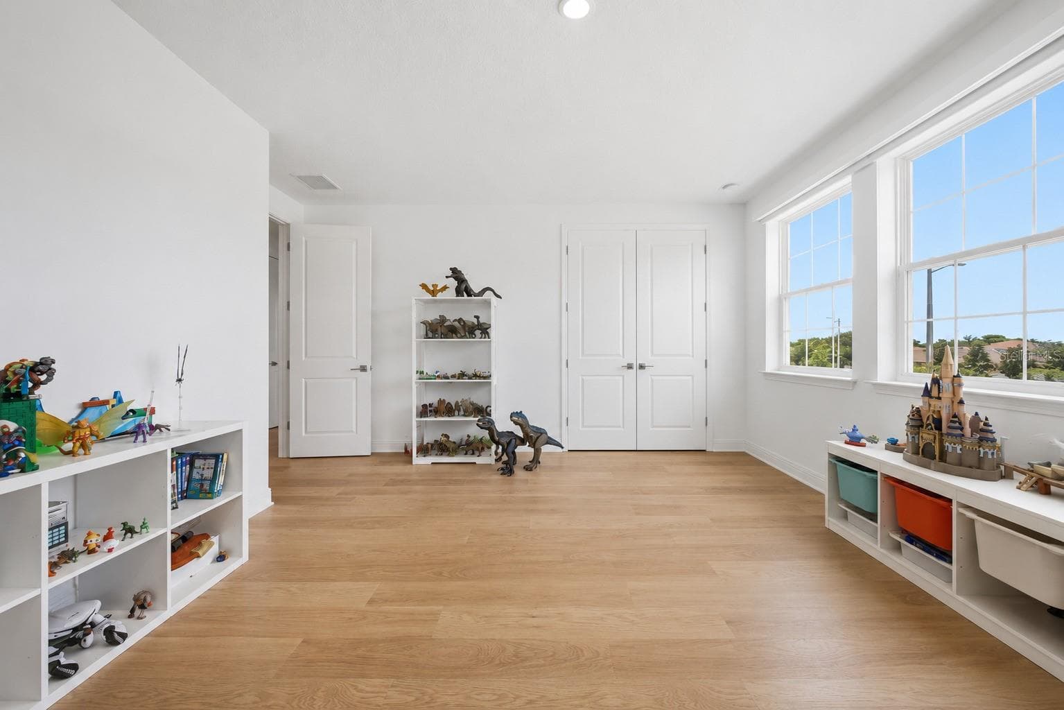18387 MOWRY COURT — photo 37 of 58