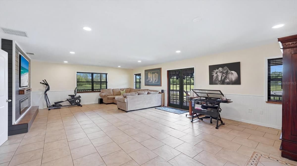 6204 JUEL GILL ROAD — photo 9 of 63