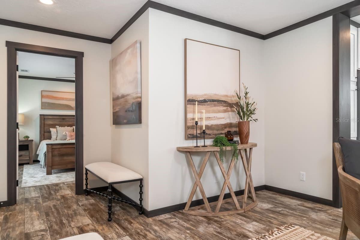 10315 GREGORY AVENUE — photo 12 of 21