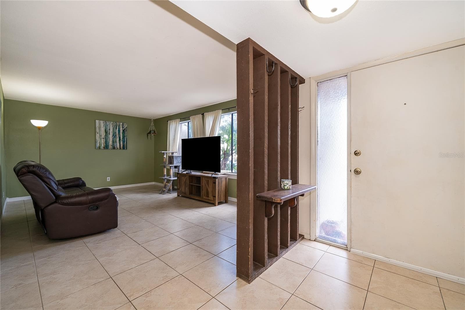 228 ORIENTA POINT STREET — photo 8 of 30