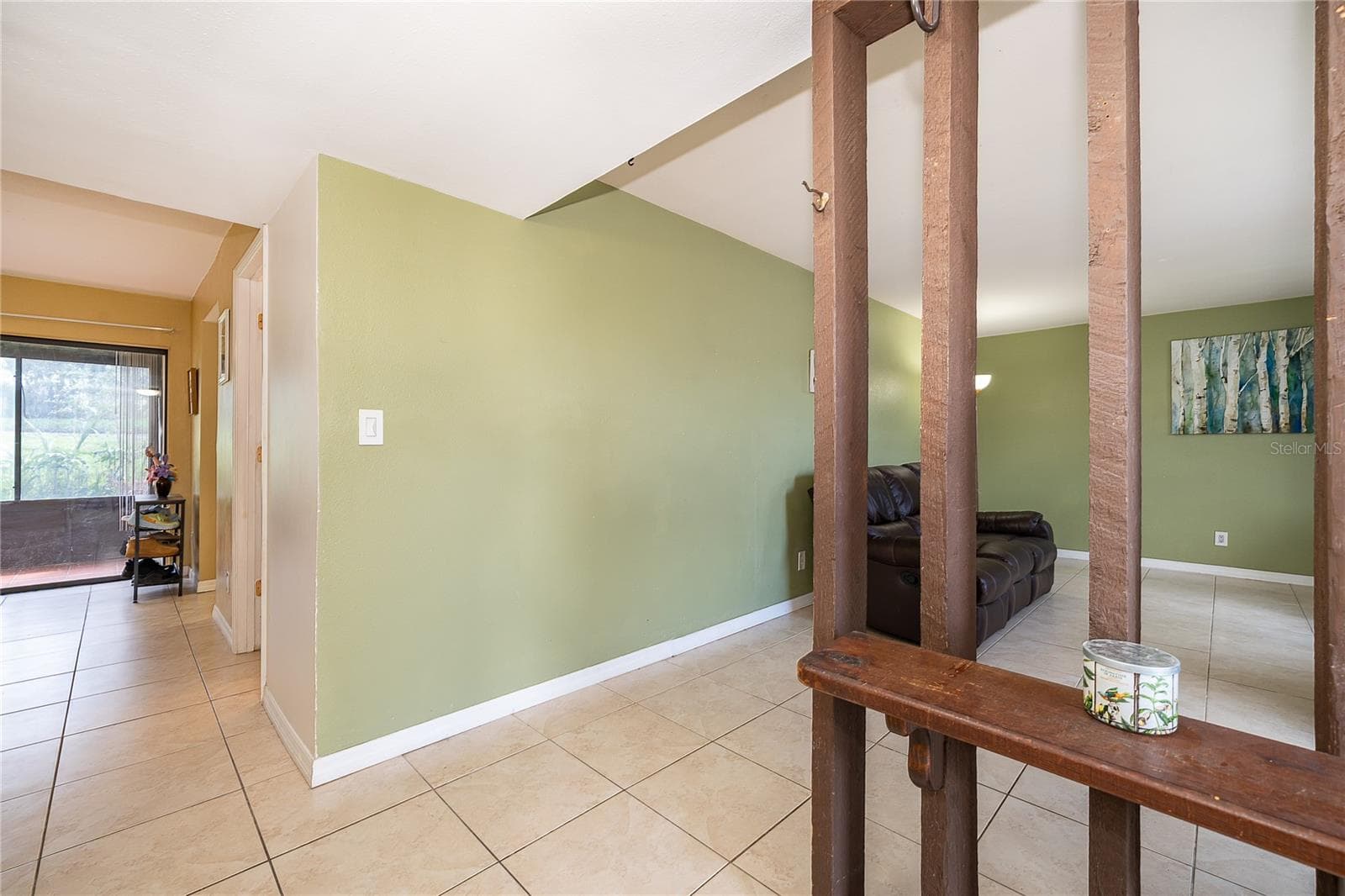 228 ORIENTA POINT STREET — photo 7 of 30